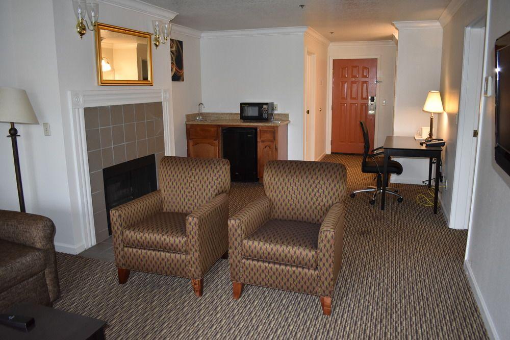 Best Western Colonial Inn Selma Eksteriør bilde